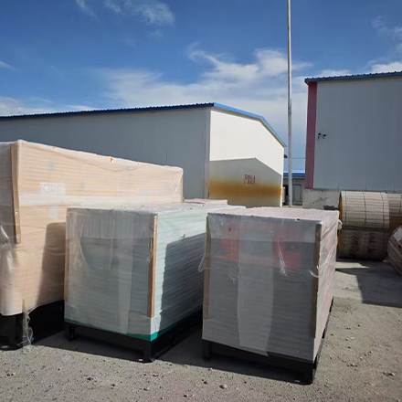 在中亚国际汽运中避免货物破损的四种有效措施