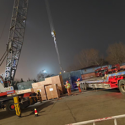 中国到乌兹别克斯坦铁汽联运、全程铁路和全程