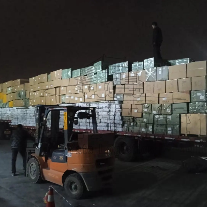 哈萨克斯坦公路运输